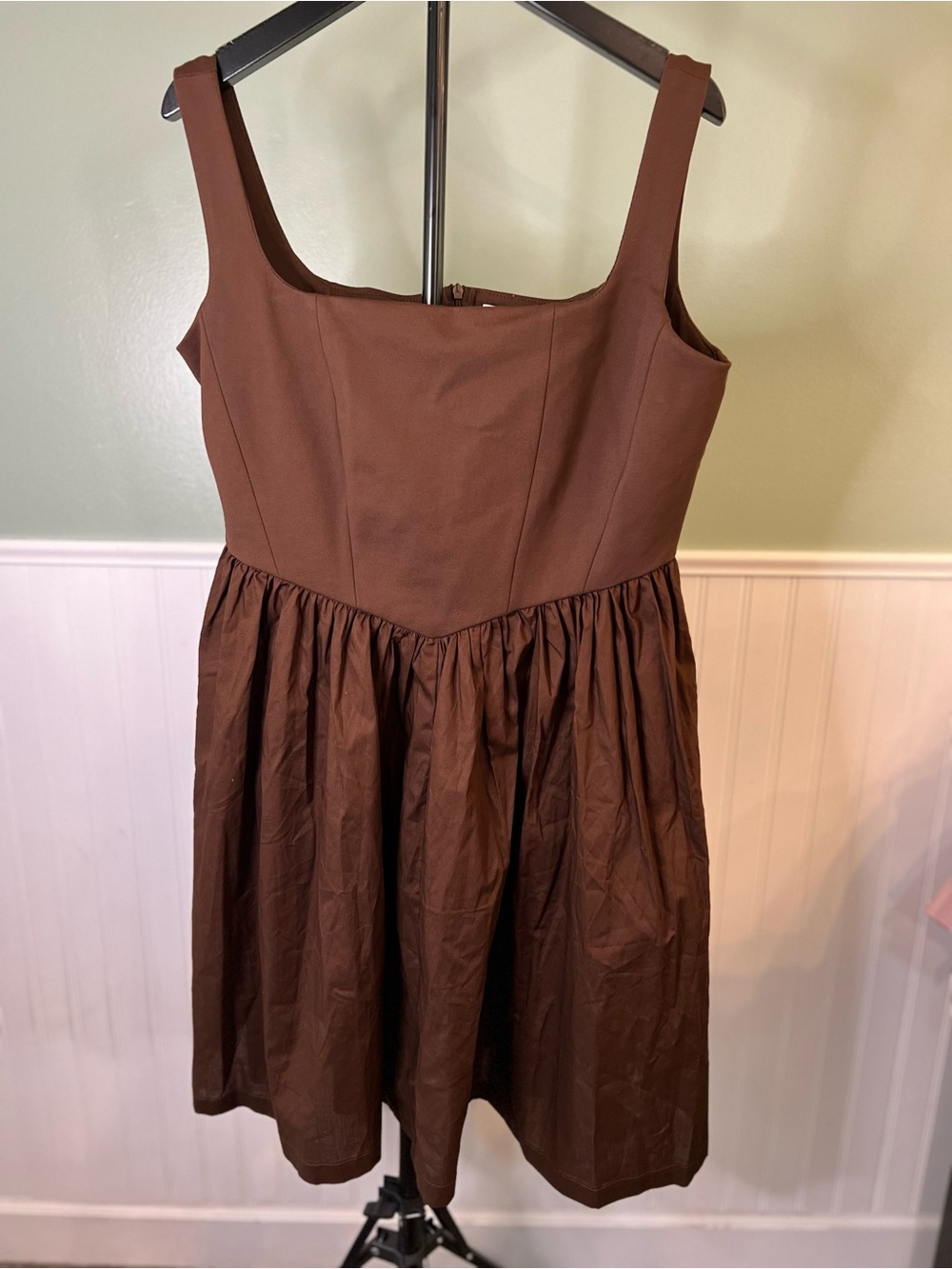 NEW- Hunter & Brown Square-Neck Mini Dress in Brown. Size XL